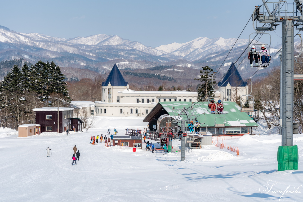 今金町ピリカスキー場｜札幌から車で約３時間。少し足を延ばしてでも、シーズン中に一度は訪れたい SNOW Freaks お気に入りの道南ローカルゲレンデ♪